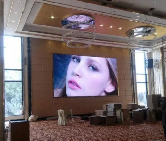 Mur LED d'intérieur Ultra HD 4K 8K P2 ​​P1.667 P1.25, affichage LED, écran LED, mur vidéo, entretien avant de la télévision